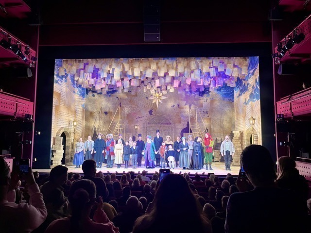 “A Christmas Carol”: Hope Mill Theatre’s Festive Treat at The Lowry