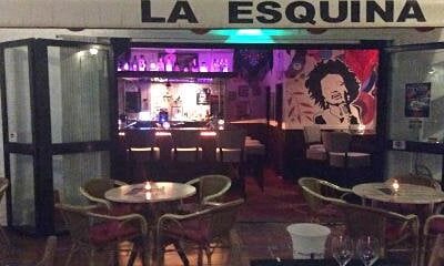 La Esquina Renes Bar